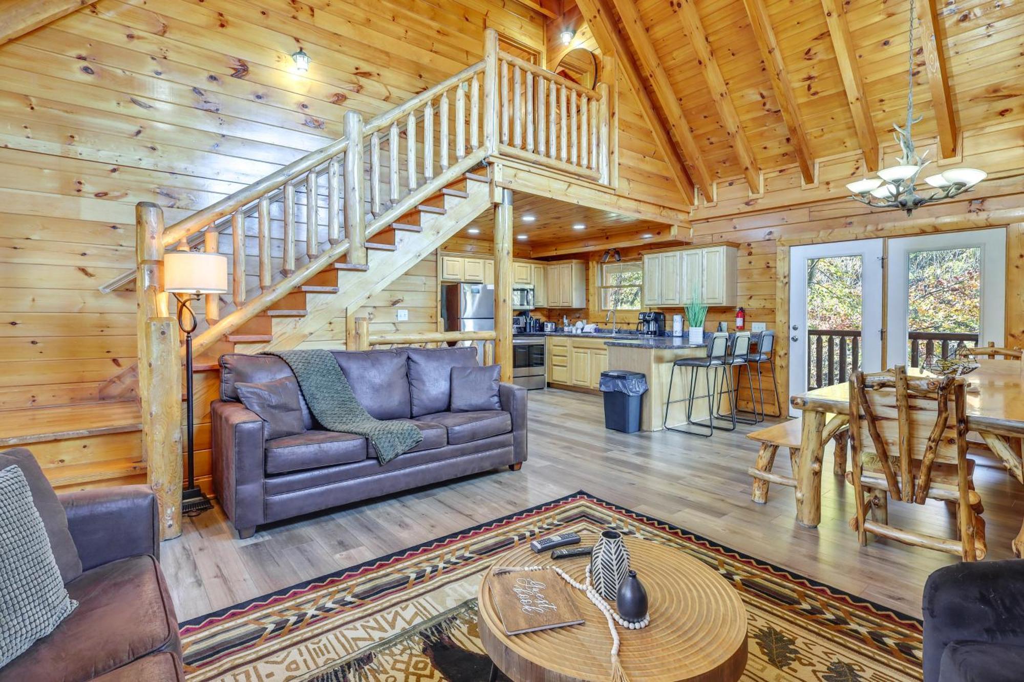 Pigeon Forge Cabin Rental With Decks And Hot Tub! Экстерьер фото