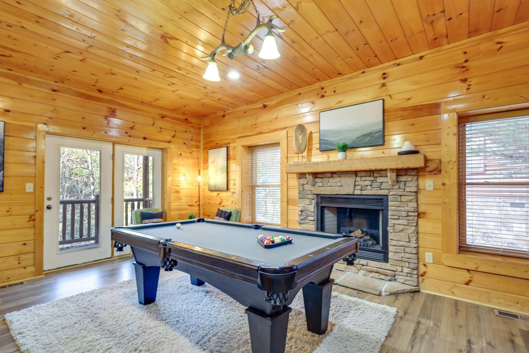 Pigeon Forge Cabin Rental With Decks And Hot Tub! Экстерьер фото