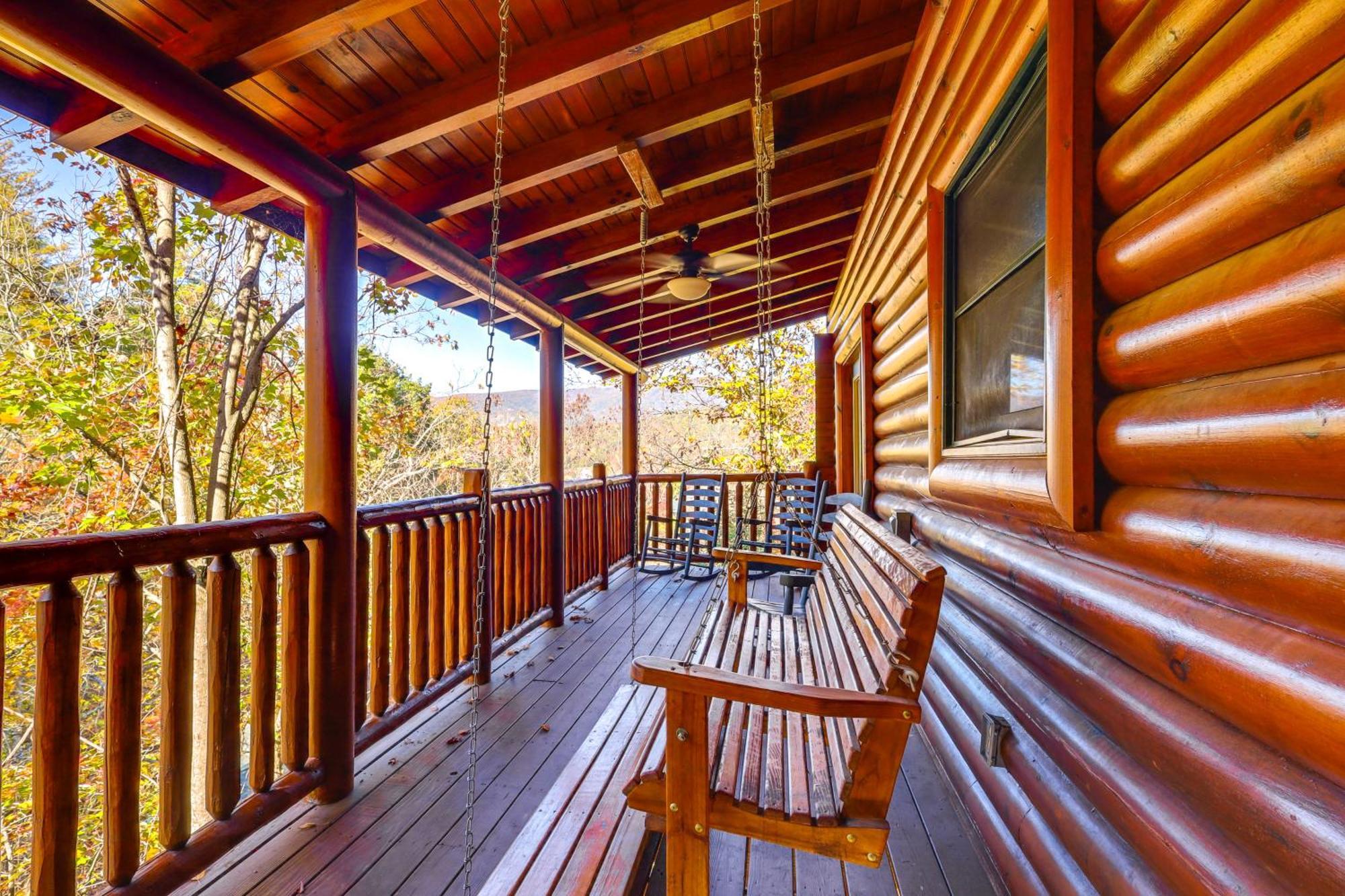 Pigeon Forge Cabin Rental With Decks And Hot Tub! Экстерьер фото