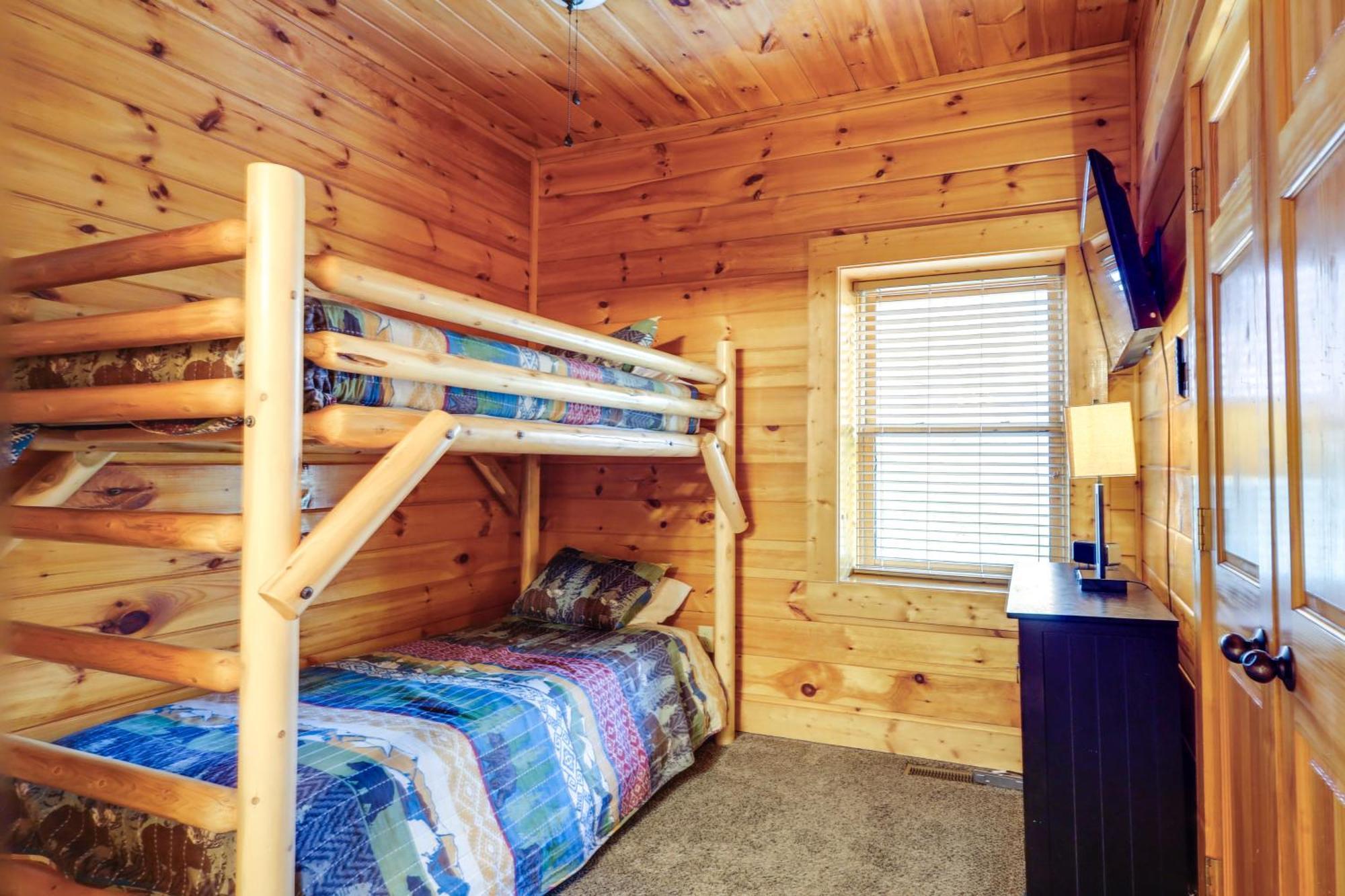 Pigeon Forge Cabin Rental With Decks And Hot Tub! Экстерьер фото