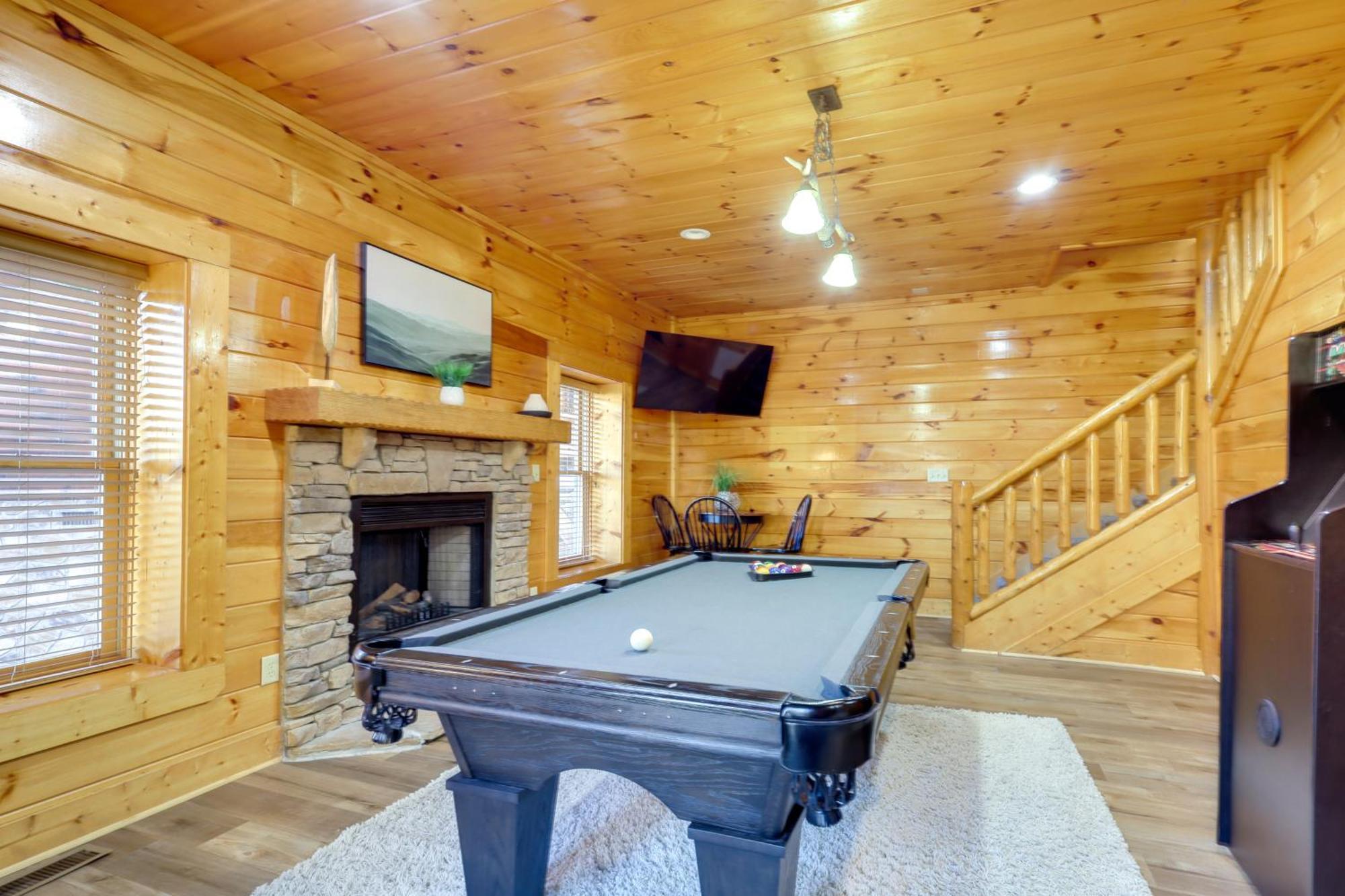 Pigeon Forge Cabin Rental With Decks And Hot Tub! Экстерьер фото